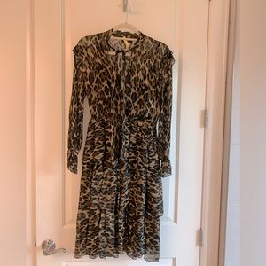 Ottod’Ame leopard dress with tiered skirt and long sleeves